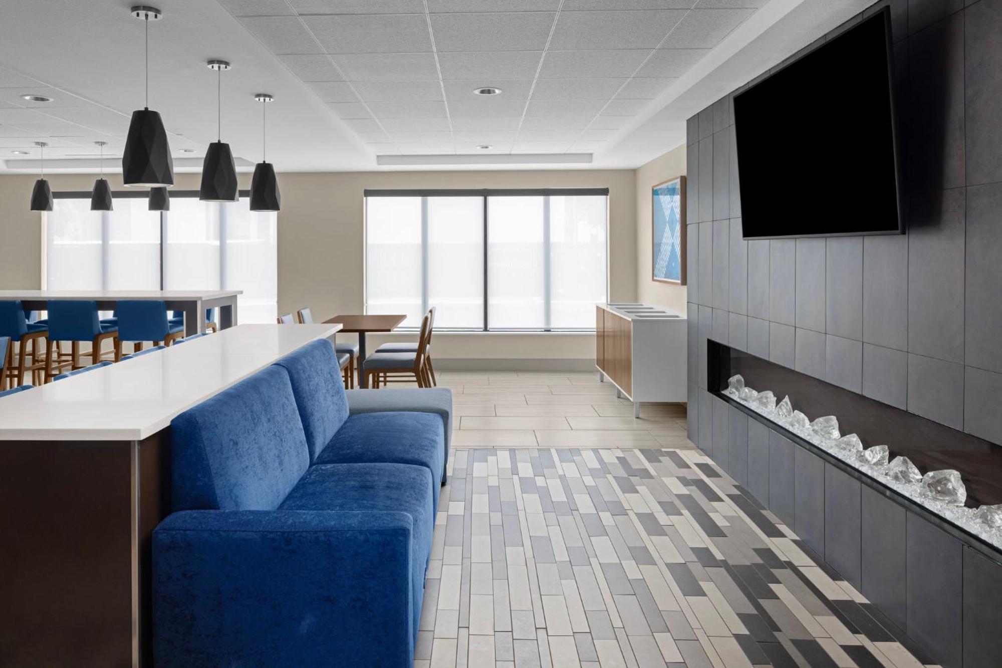 Holiday Inn Express & Suites Midland Loop 250 By Ihg Exteriér fotografie